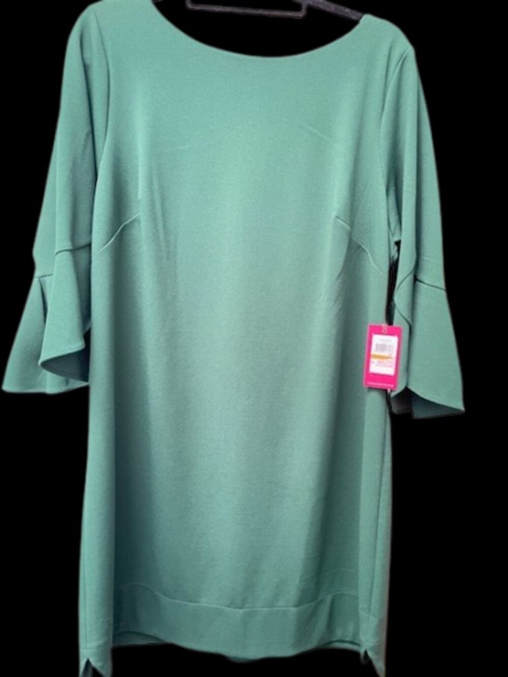 *****NEW WITH TAGS Vince Camuto  size: 16W  color:  green tulip 3/4 sleeve dress